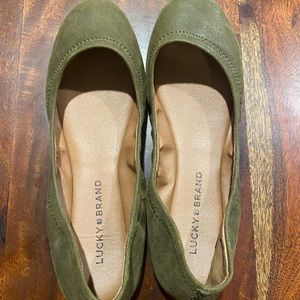 Lucky Brand Emmie flats.  Olive green in color.  Barely worn